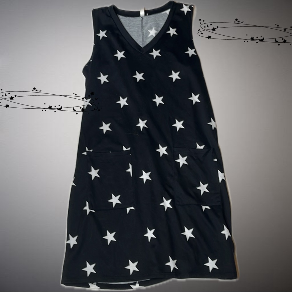 Black Star Dres with POCKETS!